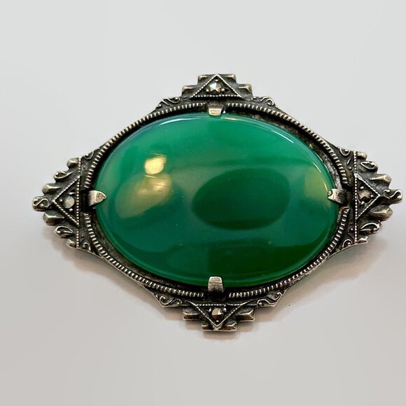 Art Deco Brooch, Sterling Silver, Chrysoprase, Marcasite, Stone, 1920s, 1930s - Picture 1 of 4